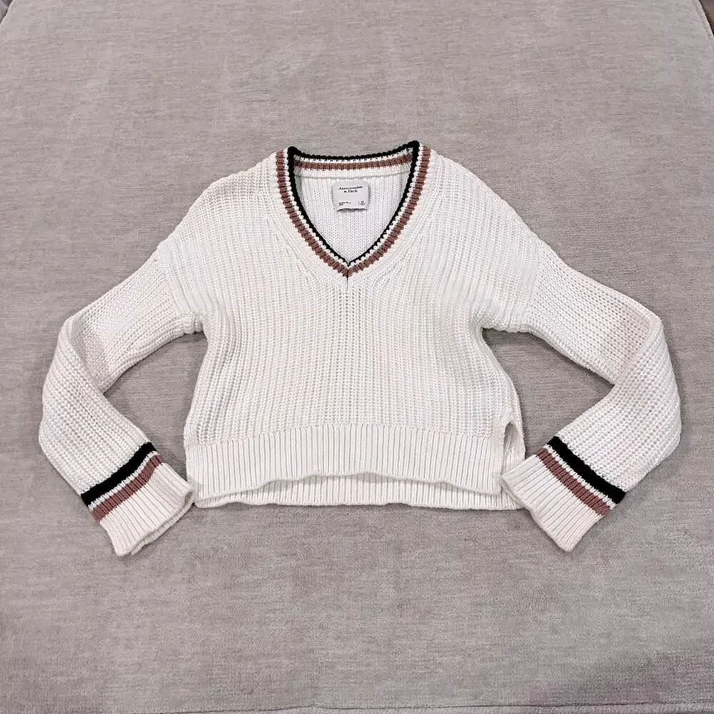 Abercrombie & Fitch Easy Tipped V-Neck Sweater | XS Quiet luxury minimalist - Picture 2 of 7
